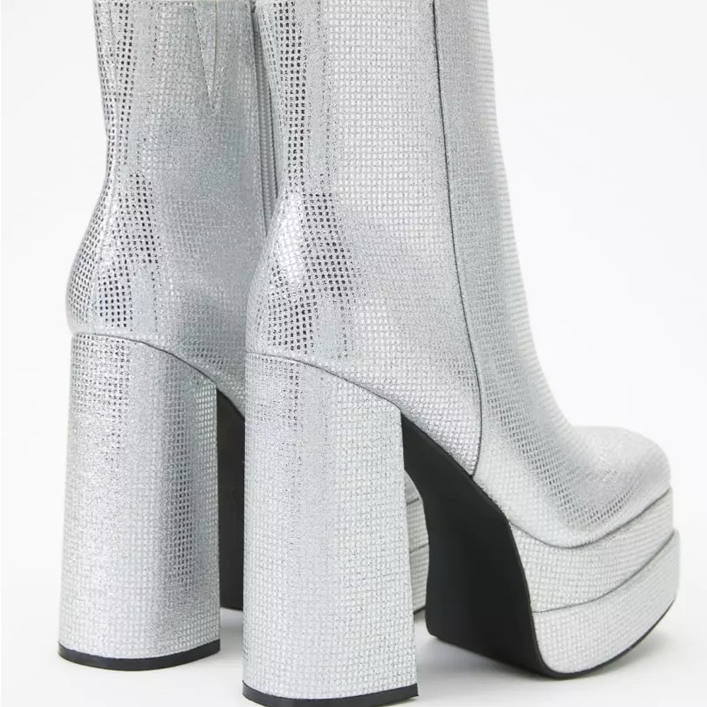 SHOE DAZZLE Silver Platform Ankle Chunky Heel Boots Rhinestone Shoes Size 6.5 - Picture 6 of 12